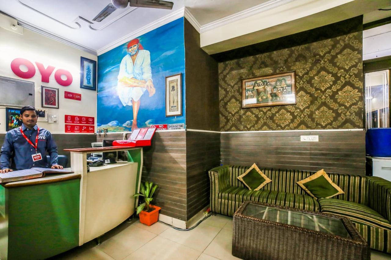 Oyo Downtown Inn Near Leisure Valley Park 古尔冈 外观 照片